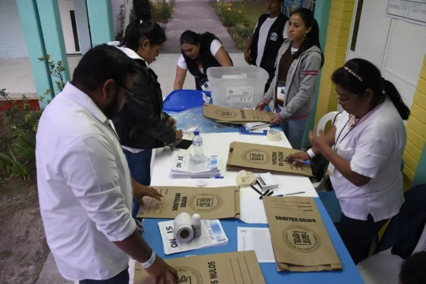 Guatemala participa en consulta sobre diferendo con Belice.