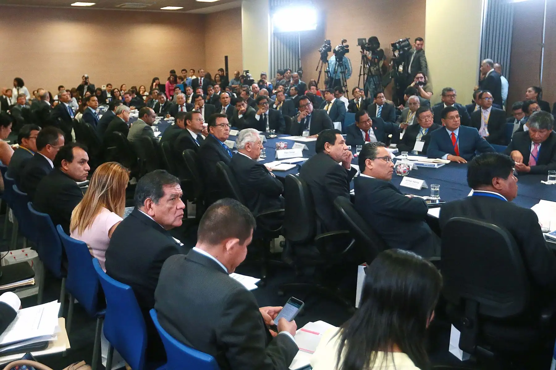El ministro de Economía y Finanzas, David Tuesta, expone en el Gore-Ejecutivo. ANDINA/Vidal Tarqui.