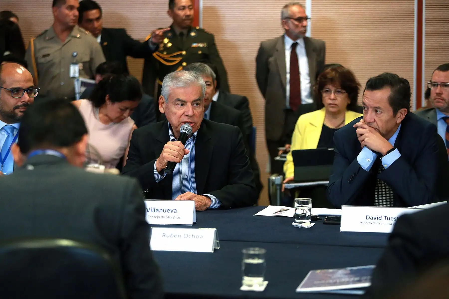 El jefe del Gabinete Ministerial, César Villanueva, expone en el Gore-Ejecutivo. ANDINA/Vidal Tarqui.