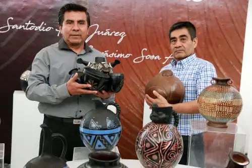 Maestros Gerásimo Sosa y Santodio Paz. Foto: ANDINA/Vidal Tarqui