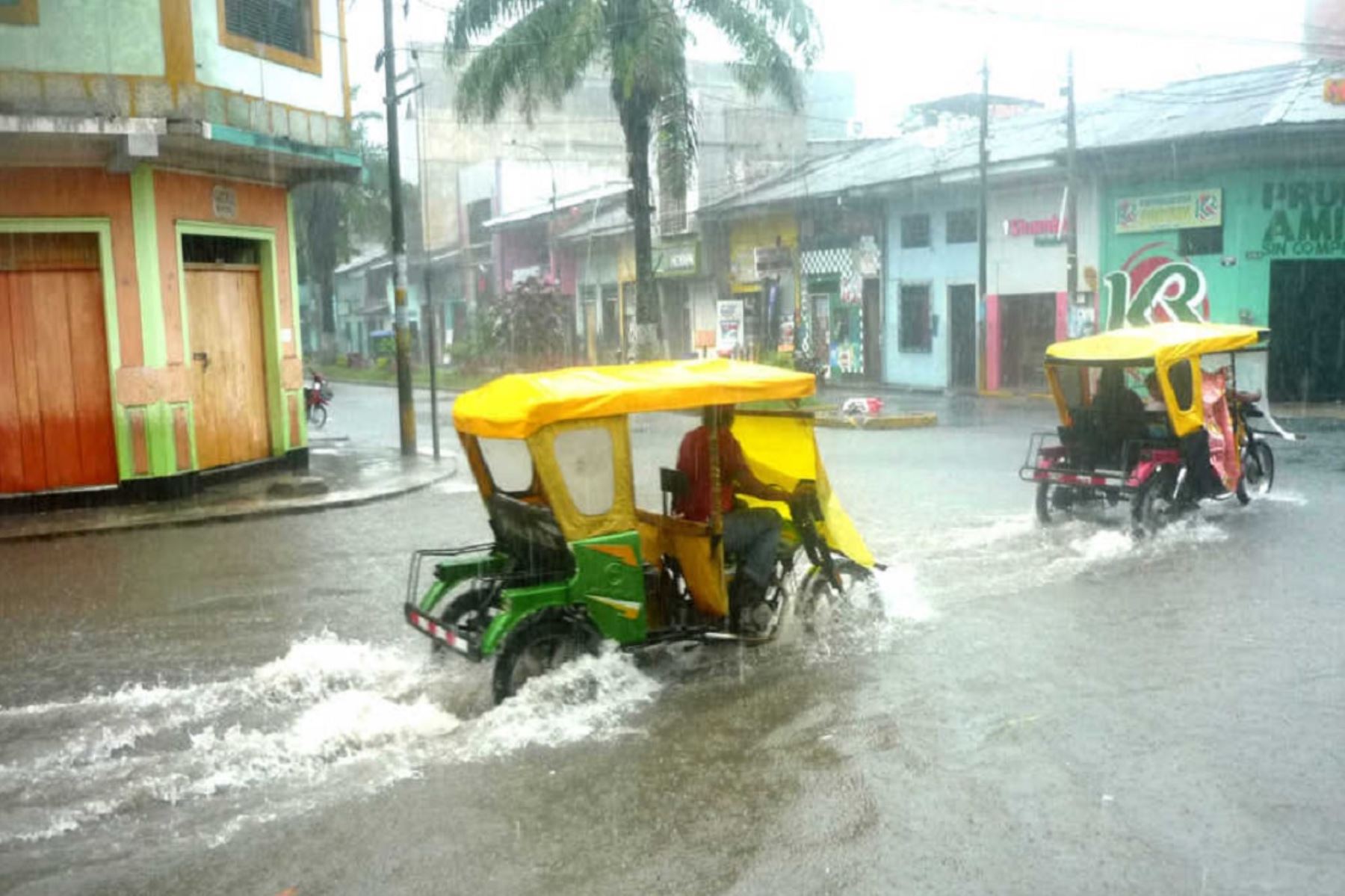 Lluvias intensas afectaron tres distritos loretanos en últimas 24 horas.