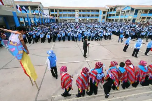 Cusco implementa horario de invierno en colegios para enfrentar heladas. ANDINA