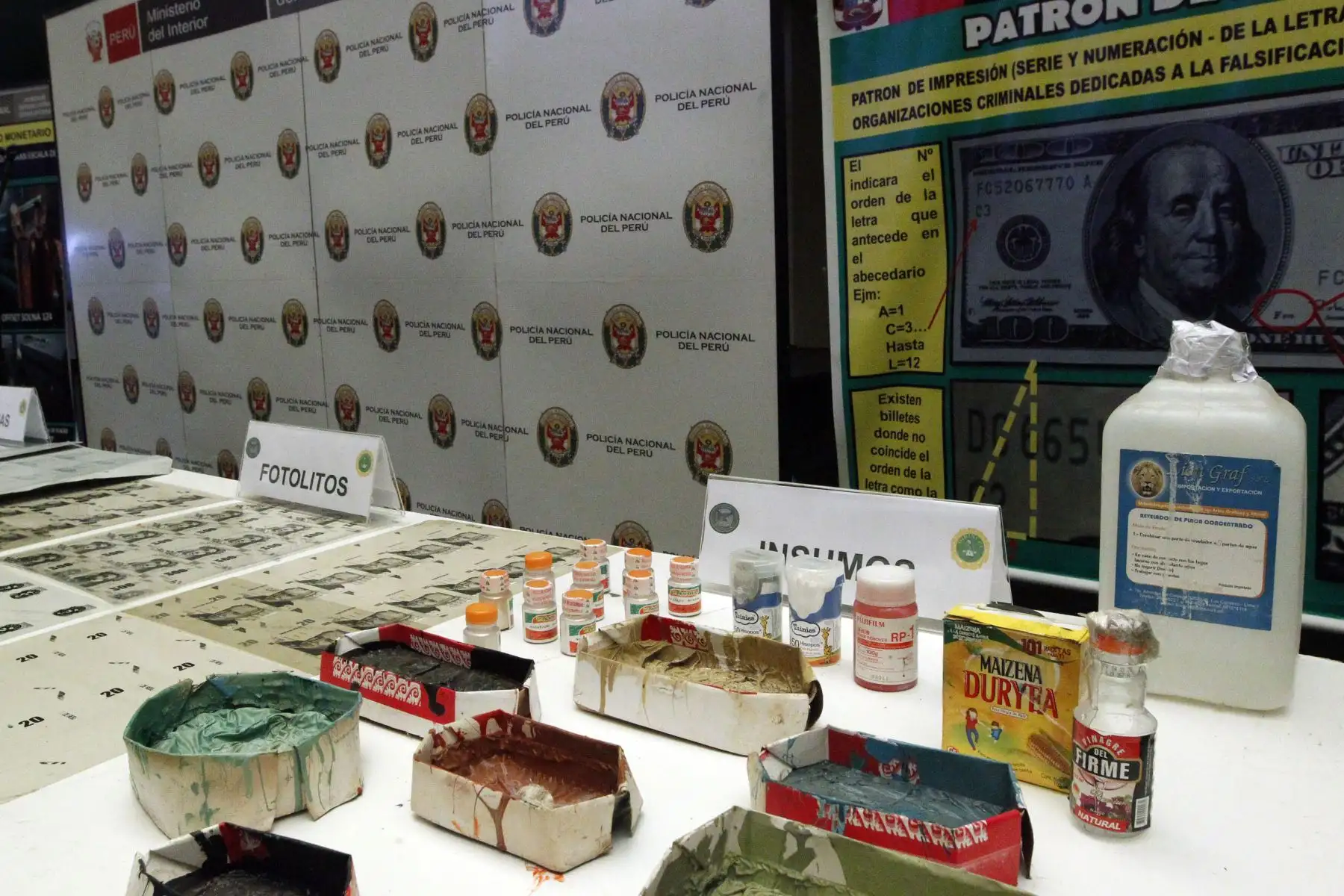 La Policía Nacional del Perú, incautó 15 millones de dólares y detienen a dos falsificadores  en flagrante delito . Foto: ANDINA/Dante Zegarra