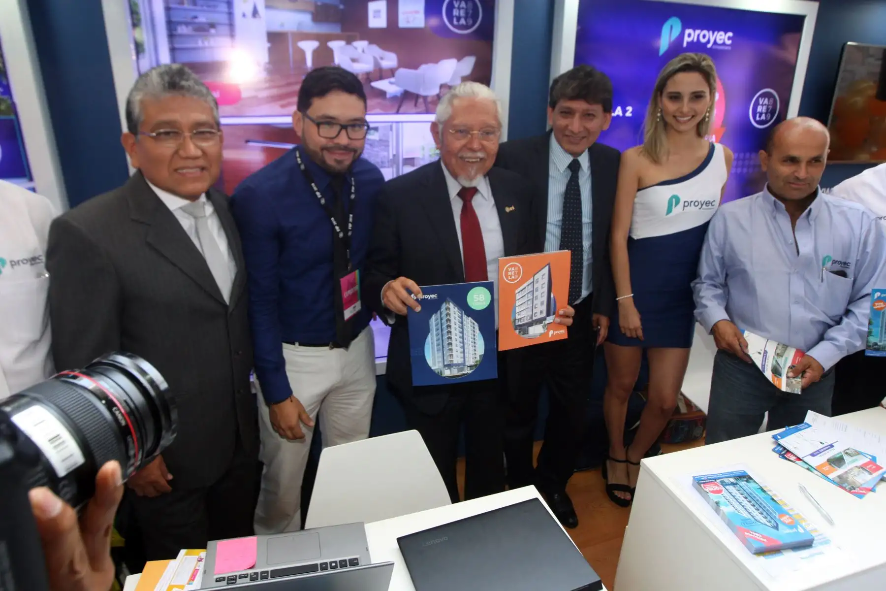 Ministro de Vivienda, Javier Piqué, inaugura la octava edición de la feria inmobiliaria. Foto: ANDINA/Héctor Vinces.