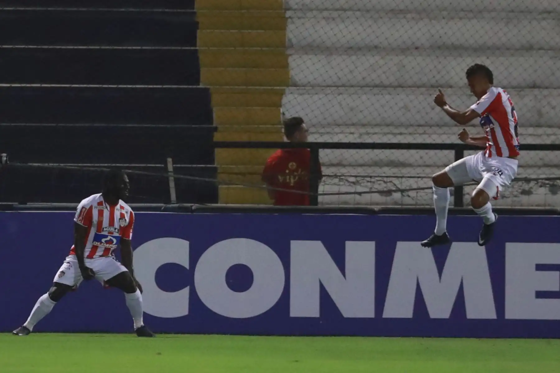 Alianza Lima pierde 2 a 0 con el Junior  de Barranquilla por la Copa Libertadores. Foto: ANDINA/ Carlos Lezama