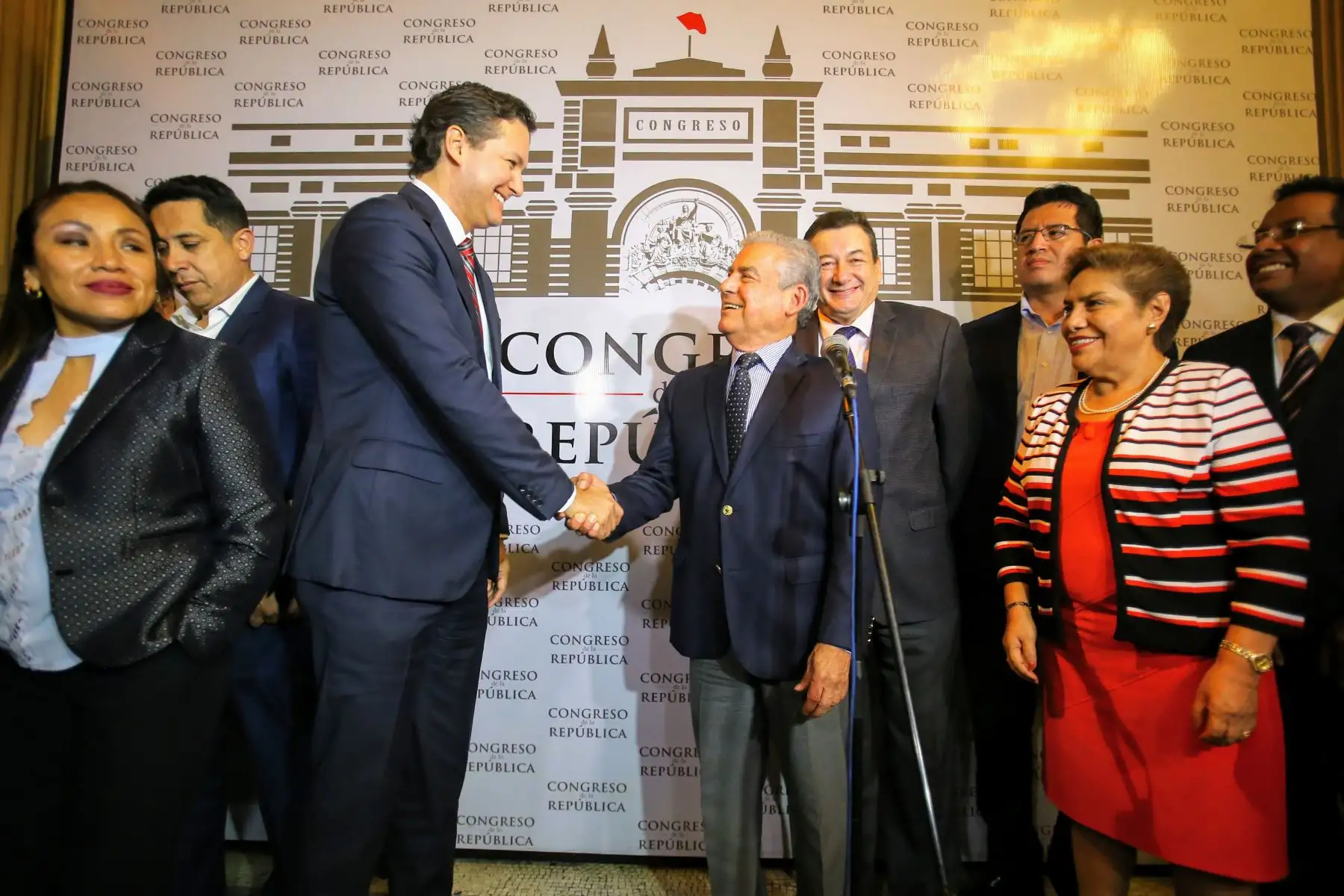 Ambas partes coincidieron en lo cordial que fue la reunión. Foto: ANDINA/Luis Iparraguirre