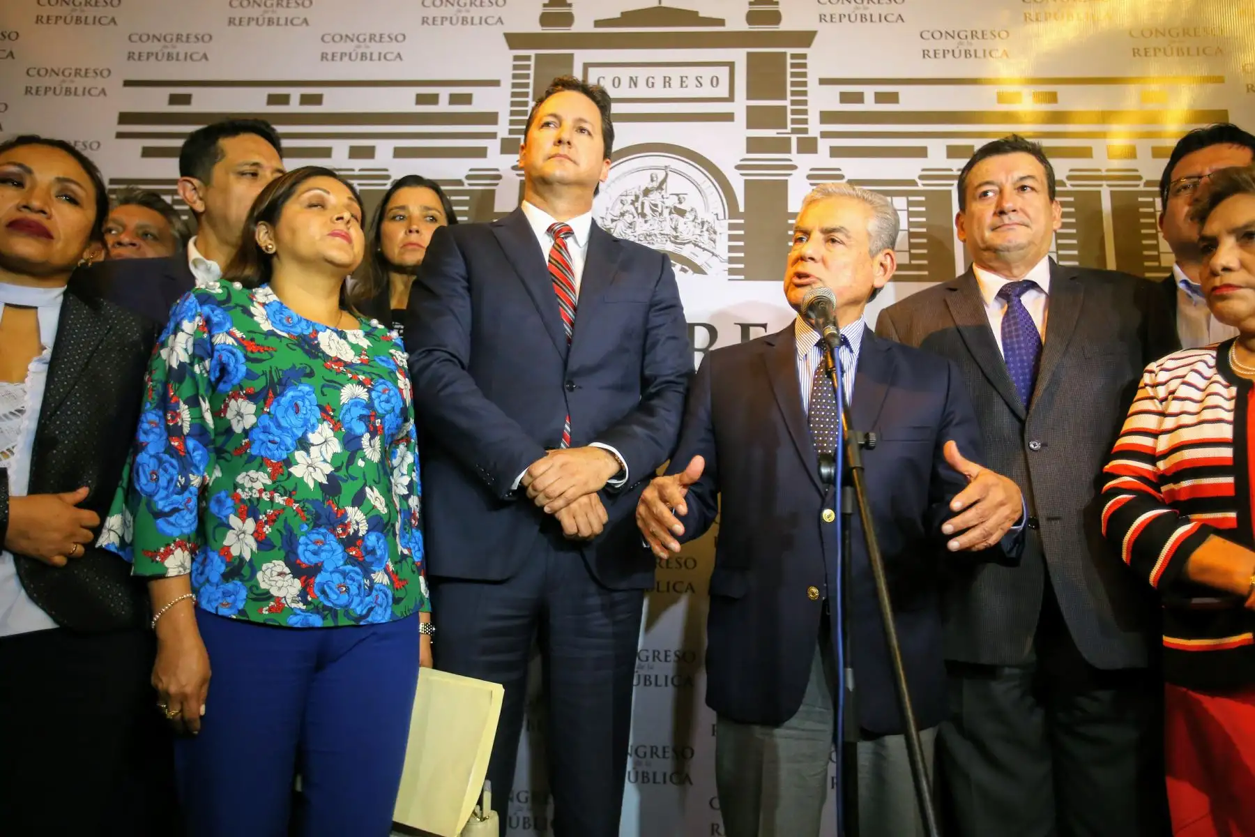 La reunión política duró casi tres horas en el segundo piso del Congreso. Foto: ANDINA/Luis Iparraguirre