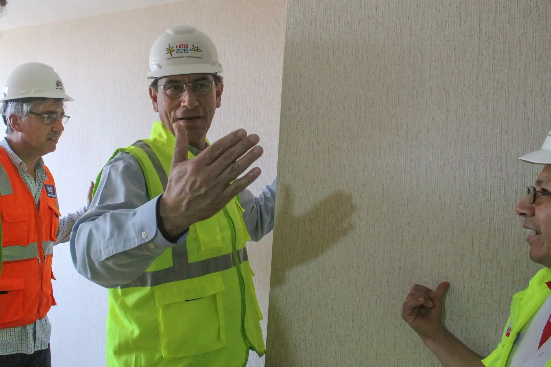 Presidente Martín Vizcarra supervisa avance de las obras en la villa de atletas de los Juegos Panamericanos.Foto:ANDINA/ Prensa Presidencia