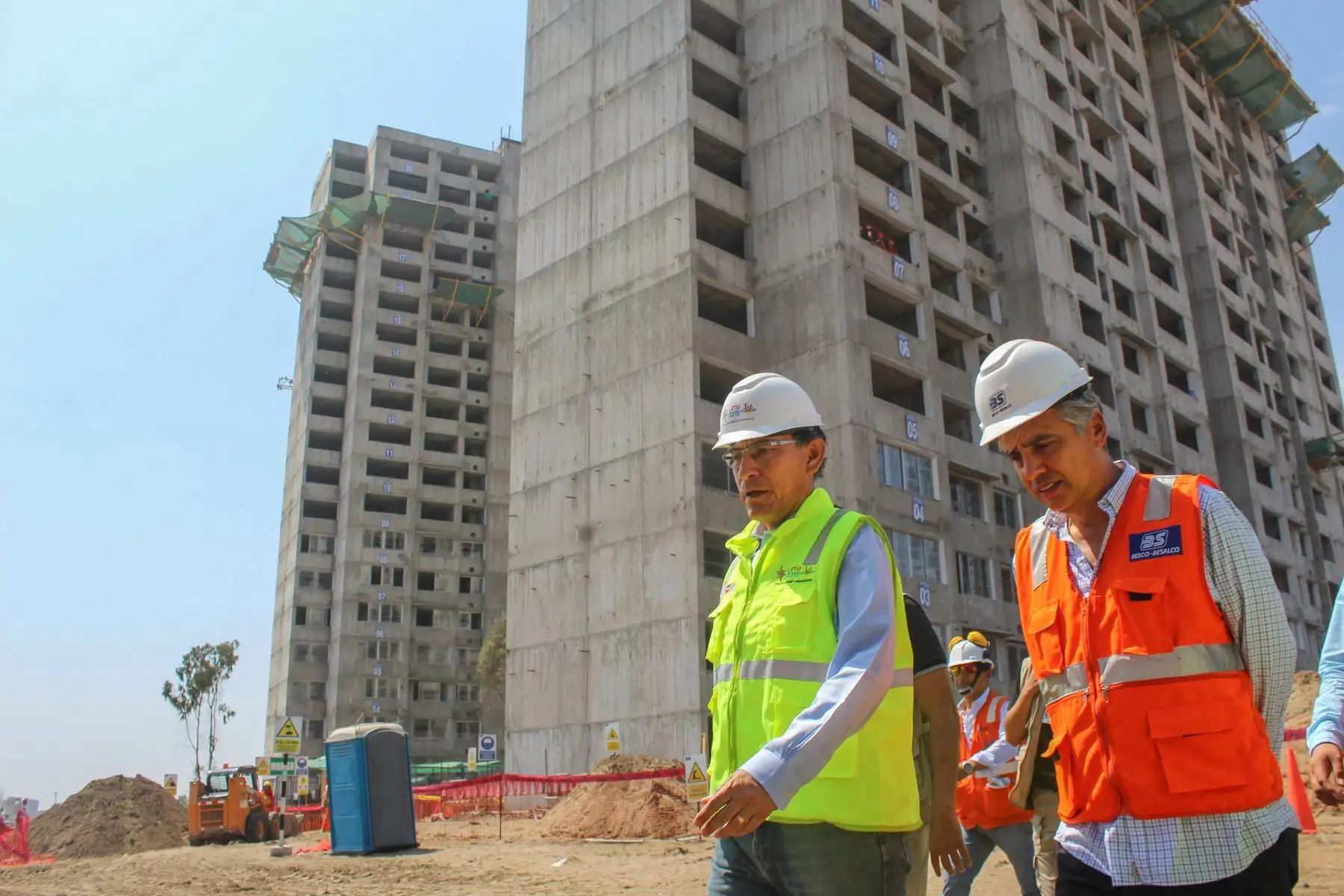 Presidente Martín Vizcarra supervisa avance de las obras en la villa de atletas de los Juegos Panamericanos.Foto:ANDINA/ Prensa Presidencia