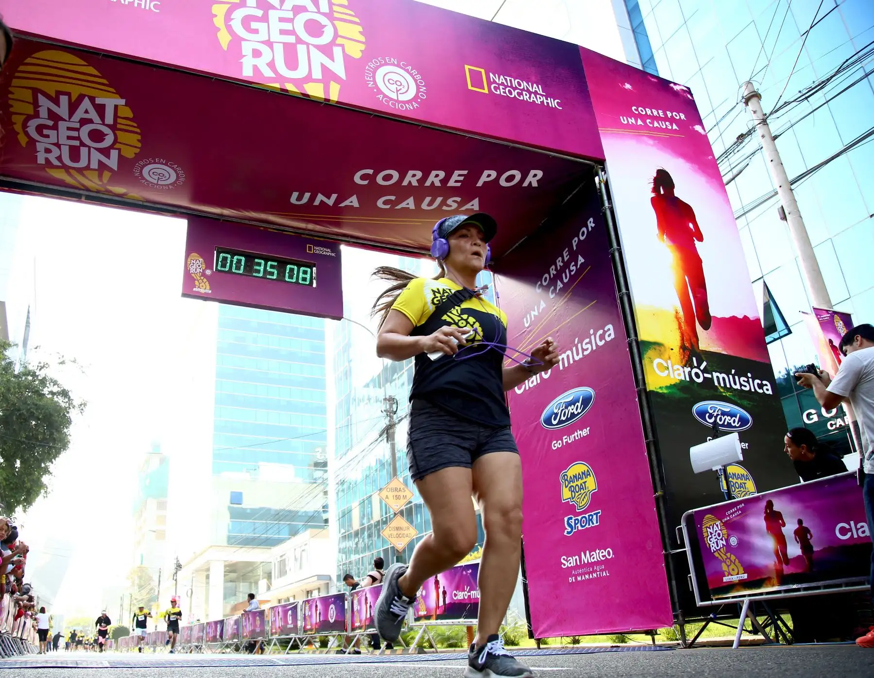 Cruzada por el planeta. Hoy se realizó la carrera Nat Geo Run 2018, en conmemoración del Día de la Tierra. Participó la ministra del Ambiente, Fabiola Muñoz.Foto:ANDINA/Twiter MA