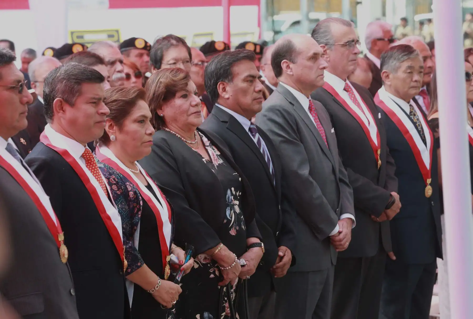 Ceremonia de develación de bustos de los comandos Chavín de Huántar, en el marco del homenaje a los héroes y defensores de la democracia por el 21°. aniversario de la exitosa operación que rescató a 72 rehenes cautivos por terroristas del MRTA.Foto:ANDINA/Norman Córdova