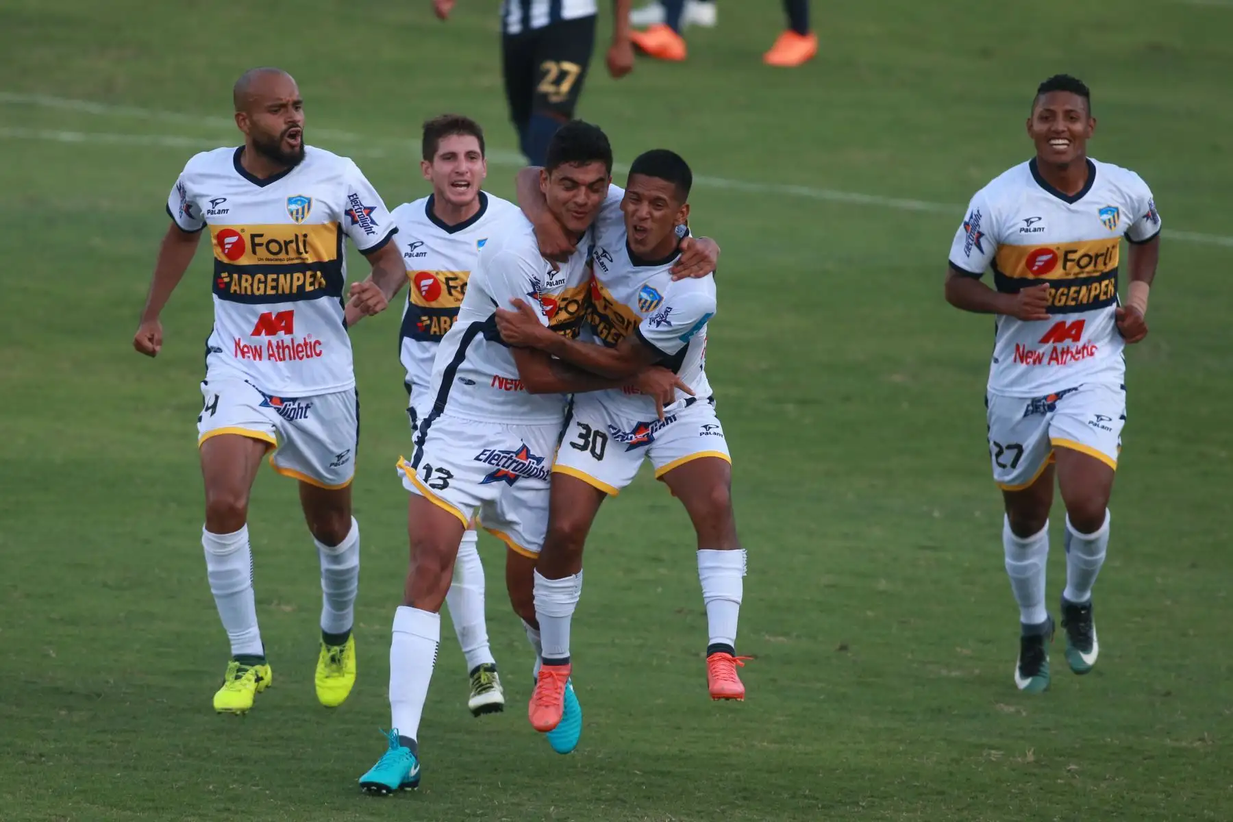 Carlos Beltrán de sport Rosario de Torneo de Verano, Iguala 1 a 1 entre Alianza Lima Sport Rosario. ANDINA/Vidal Tarqui