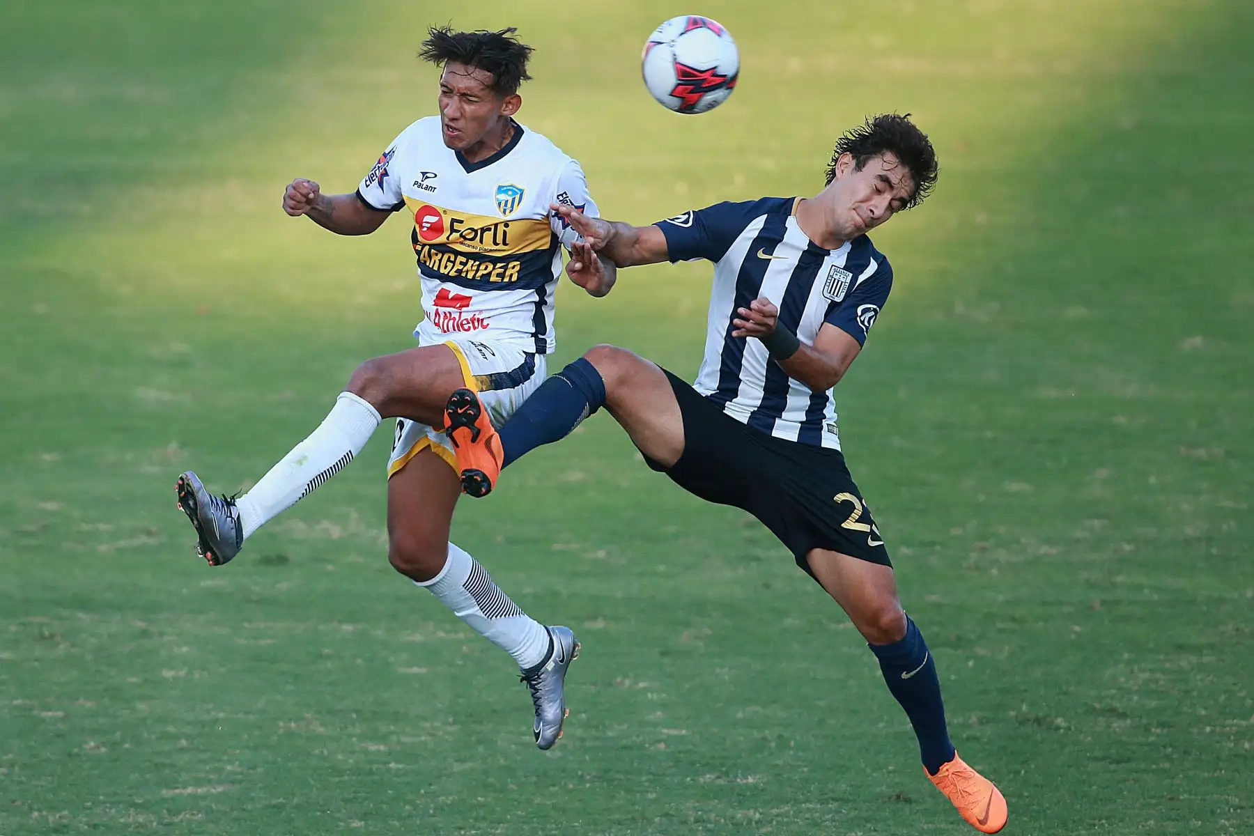 Torneo de Verano: Alianza Lima vence 3 a 1 a Sport Rosario. ANDINA/Vidal Tarqui