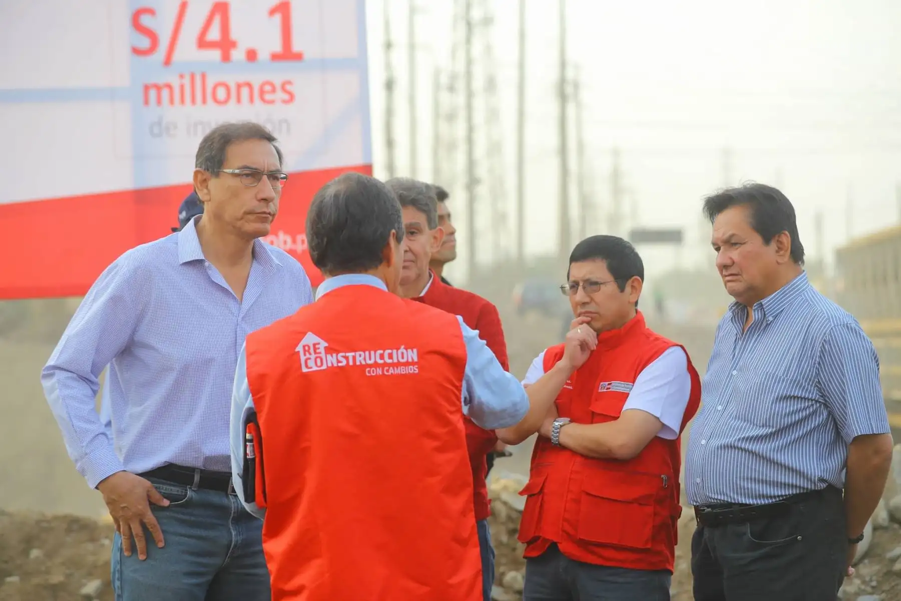Presidente Martin Vizcarra supervisa puesta en servicio del puente Las Torres, sobre el río Huaycoloro, que une tres centros poblados de San Juan de Lurigancho-Chosica. Foto: ANDINA/Prensa Presidencia