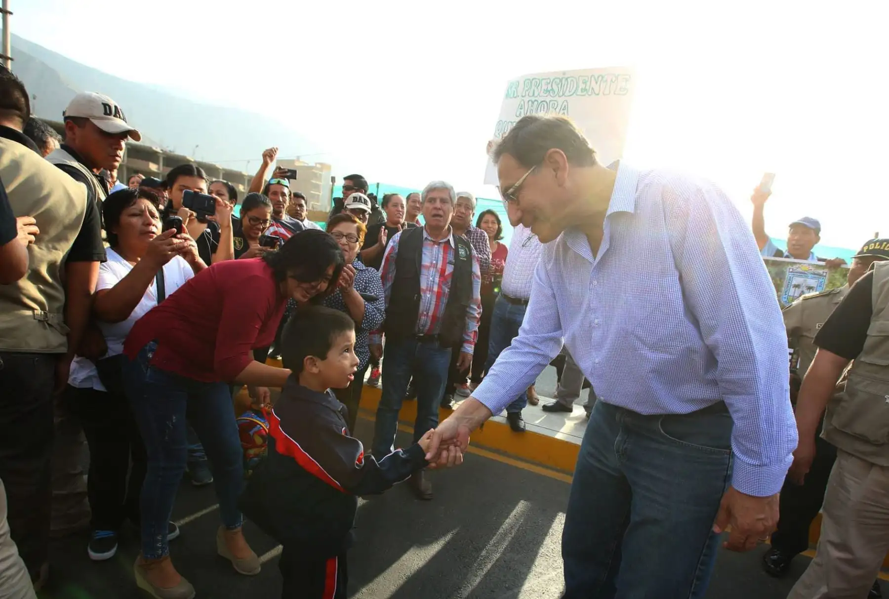 Presidente Martin Vizcarra  continúa recorrido de supervisión,  desde el Puente Ñaña, km 19 de la Carretera Central.Foto:ANDINA/Prensa Presidencia