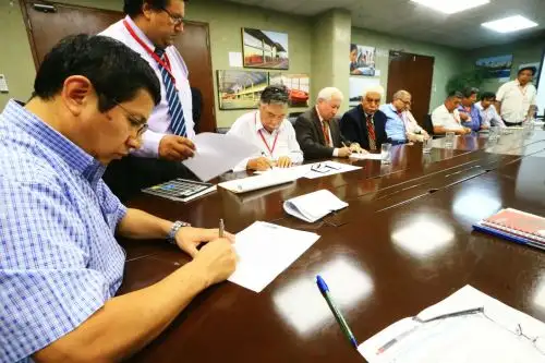 Transportistas suspenden el paro convocado para hoy, anuncia el Ministerio de Transportes y Comunicaciones. ANDINA/Difusión
