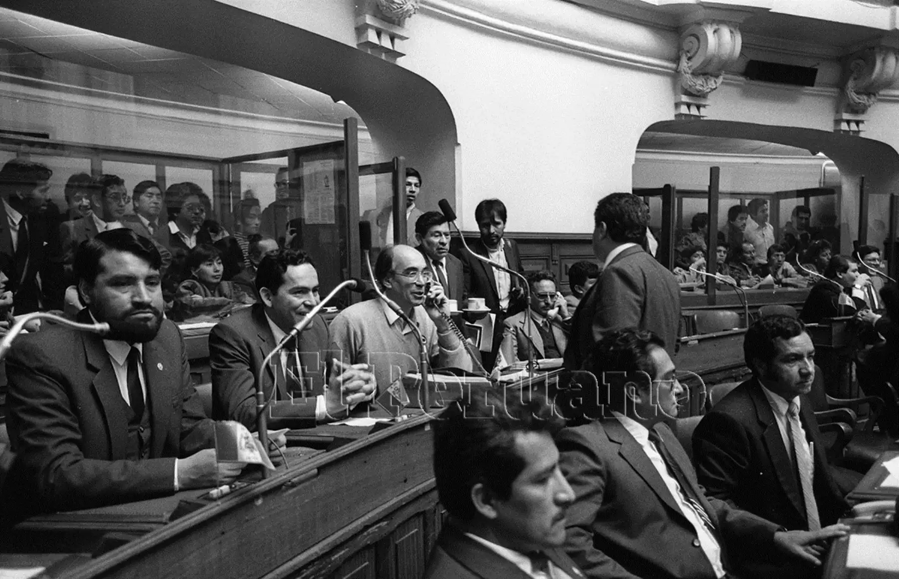 Lima - 26 julio 1991/ Diputado Ricardo Lets Colmenares durante la sesión donde se eligió a Roberto Ramírez del Villar como presidente del Cámara de Diputados.