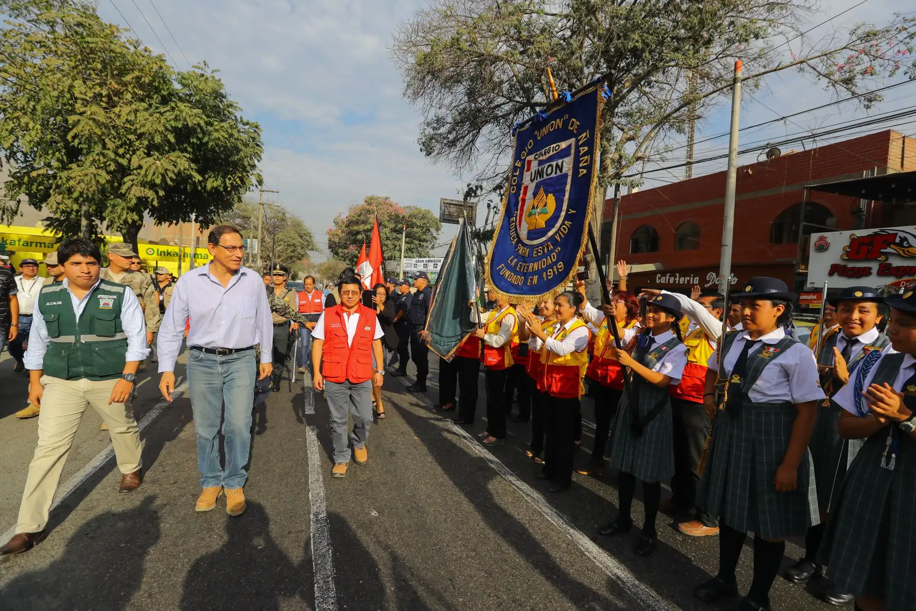 Presidente Martín Vizcarra asiste a ceremonia por aniversario de Chaclacayo. Foto: ANDINA/Prensa Presidencia.