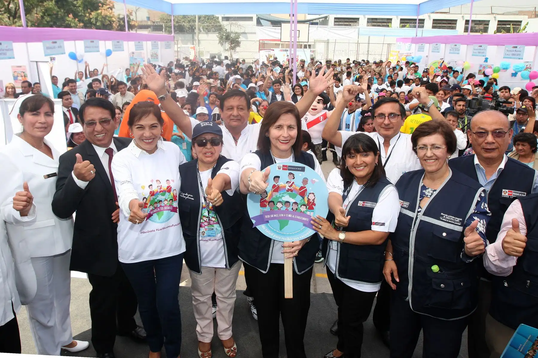La asistencia en el populoso distrito fue masiva. Foto: ANDINA/Héctor Vinces.