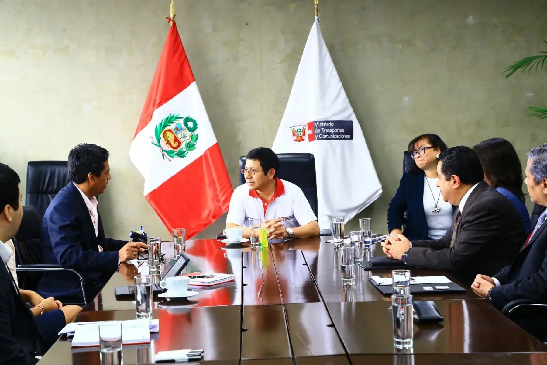 El Ministerio de Transportes y Comunicaciones se comprometió a fortalecer la comunicación en Loreto.
