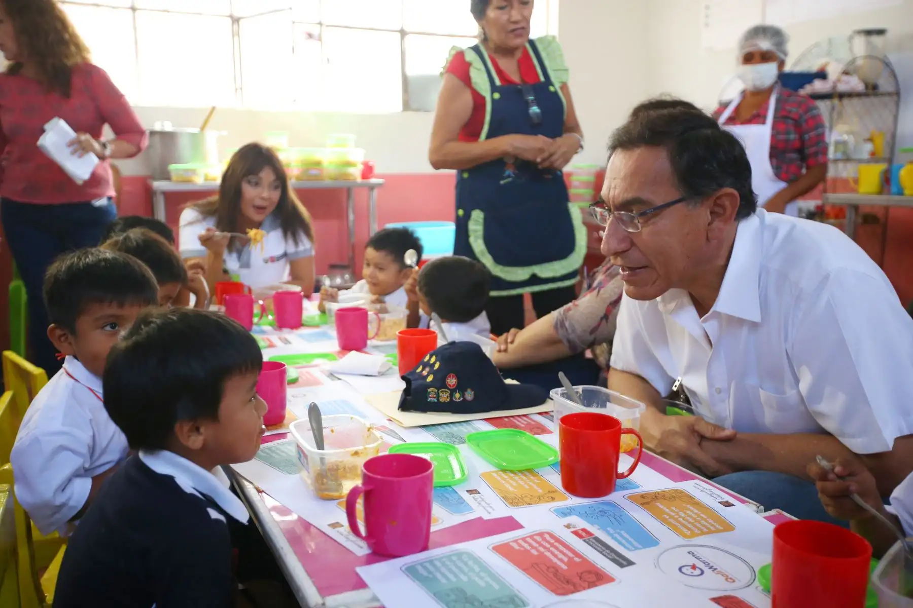 Presidente Vizcarra supervisa el funcionamiento del programa social Qali Warma en el IE N217 Purísima Concepción de Túcume. Foto:ANDINA/Prensa Presidencia