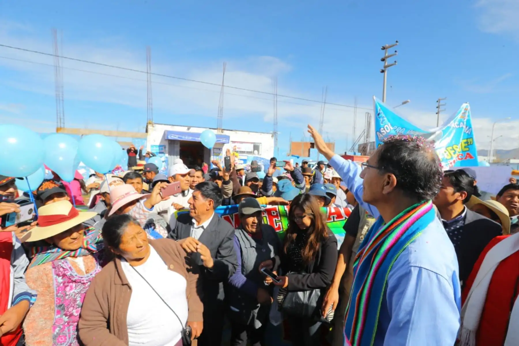 Presidente Vizcarra llega a Puno para el Muni Ejecutivo Extraordinario. Foto: ANDINA/Prensa Presidencia