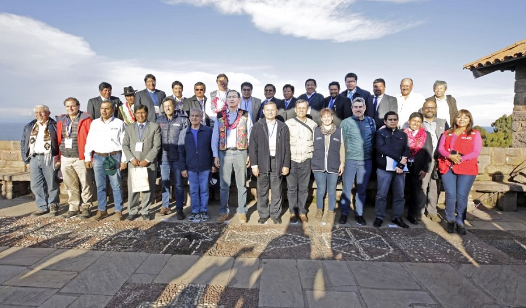 Reunión Muni Ejecutivo Extraordinario realizada hoy en Puno.