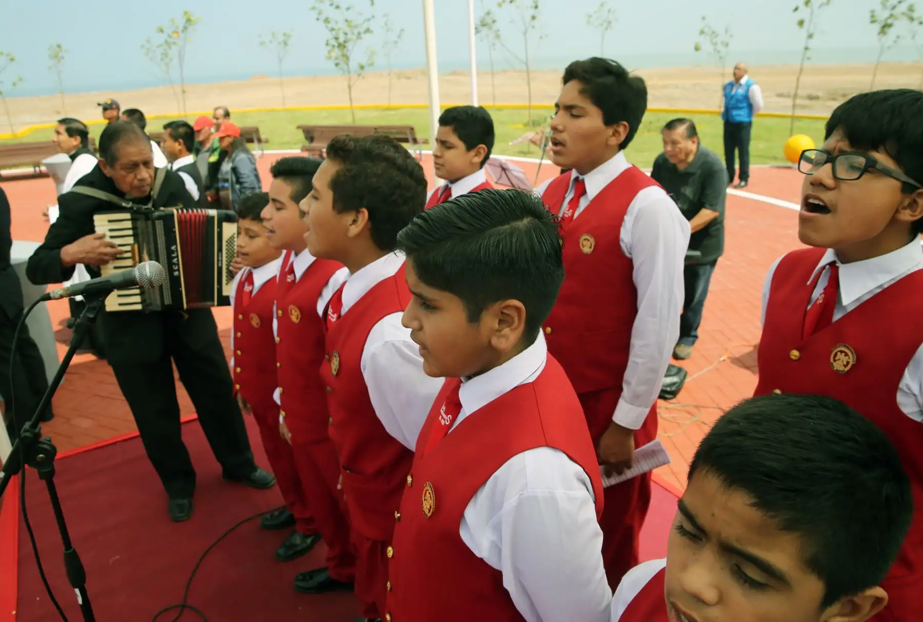 Inauguración  de la  la plaza de la Familia , en la Costa verde .Foto: ANDINA/Norman Córdova
