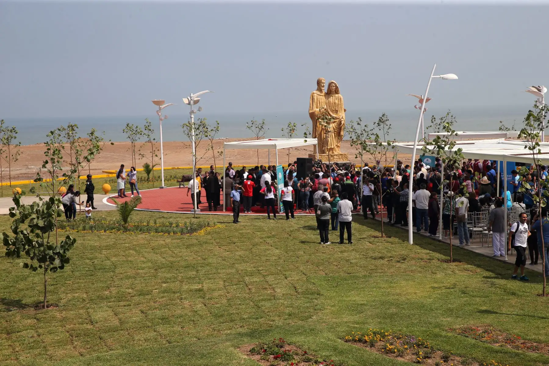 Inauguración  de la  la plaza de la Familia , en la Costa verde .Foto: ANDINA/Norman Córdova