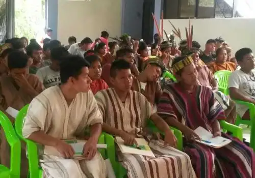 El auditorio de la Municipalidad Distrital de Coviriali, de la provincia de Satipo en la región Junín, acogió a 150 jóvenes líderes de las comunidades indígenas de la selva central con el objetivo de capacitarlos en temas vinculados a la titulación de tierras rurales que viene ejecutando el Ministerio de Agricultura y Riego (Minagri).