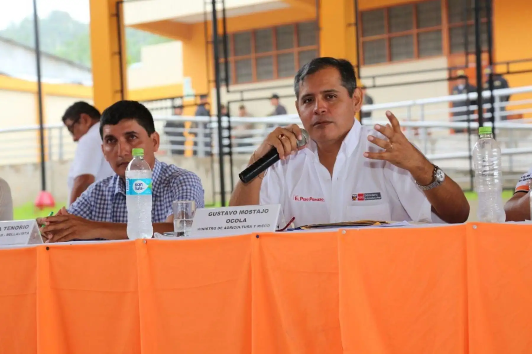 Ministro de Agricultura y Riego, Gustavo Mostajo en Bellavista, región San Martín.  Foto: Cortesía