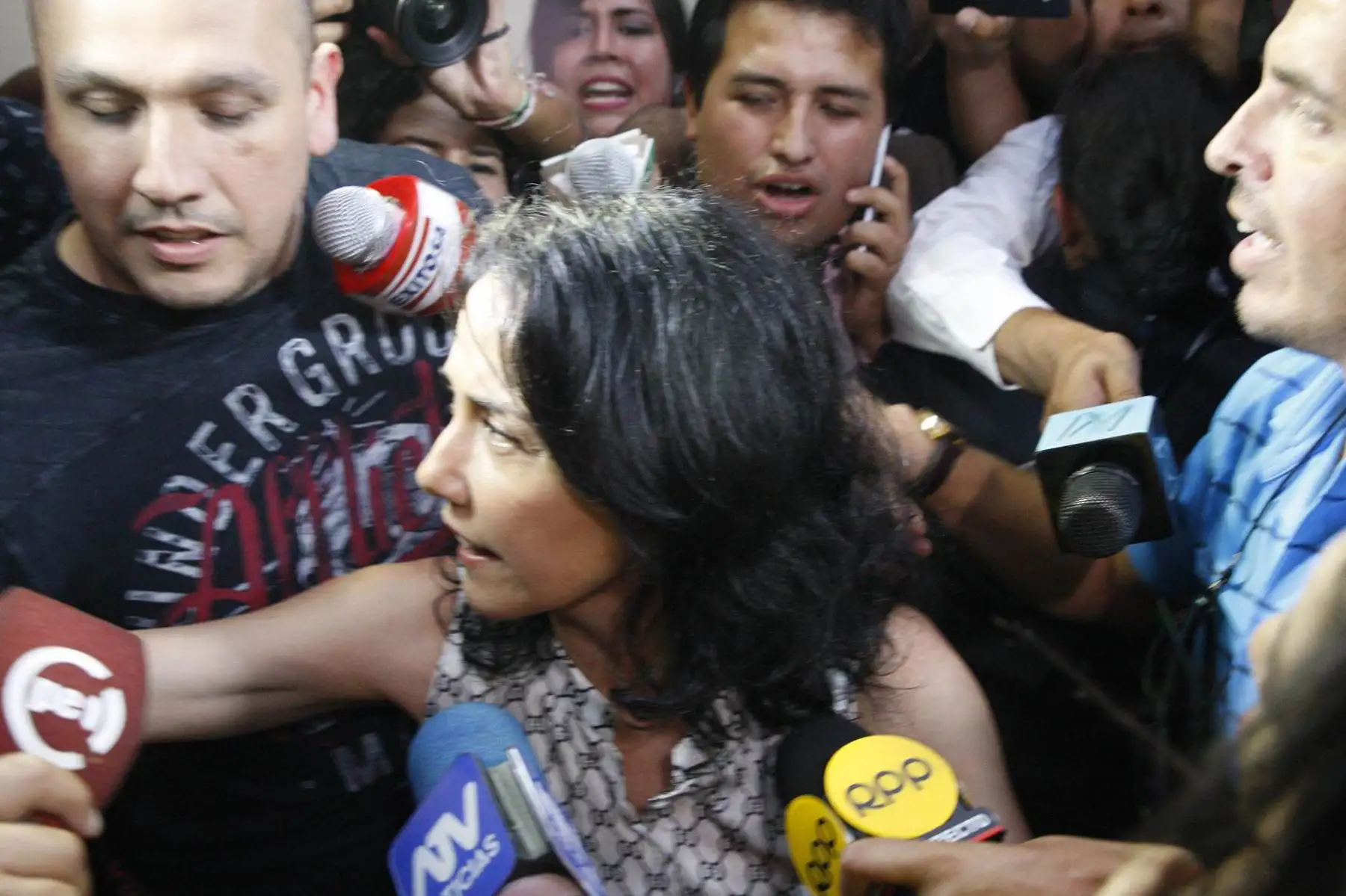 Nadine Heredia llega a su domicilio. foto: ANDINA/ Eddy Ramos