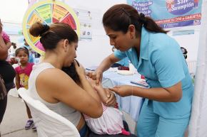 Con el objetivo de garantizar la salud de las futuras generaciones, la Dirección de Redes Integradas de Salud (Diris) Lima Centro del Ministerio de Salud (Minsa), ha planificado vacunar a 196,779 niños entre 1 y 6 años de la jurisdicción. Foto: ANDINA/Difusión