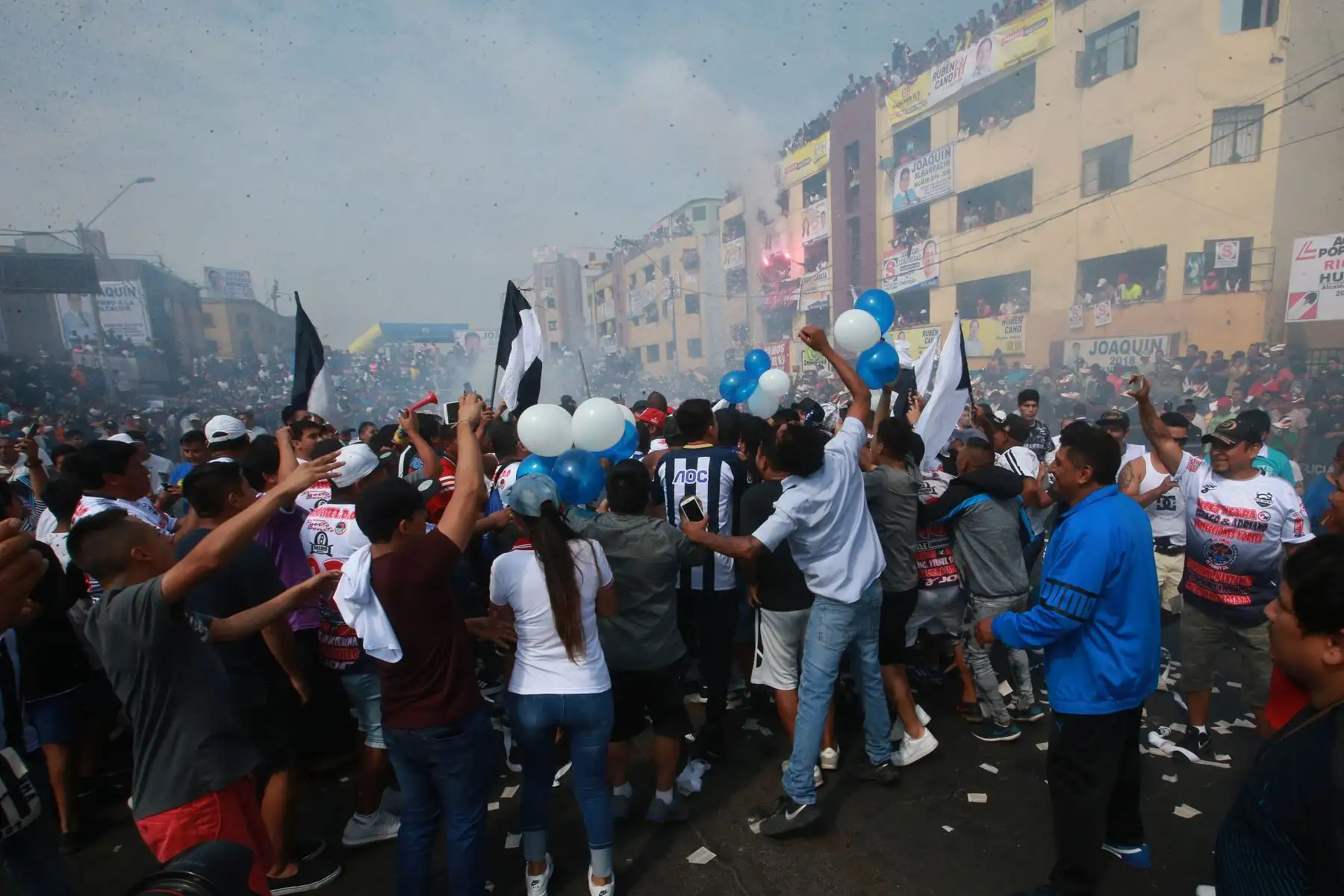 Hinchas celebran durante la 68ª edición del Mundialito del Porvenir 2018.Foto: ANDINA/Jhony Laurente