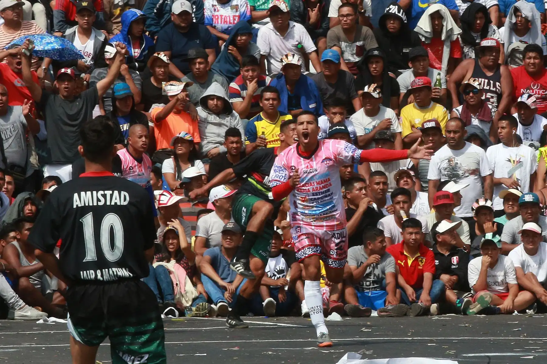 Purito Barrios Altos celebra triunfo, en el Mundialito del Porvenir 2018.Foto: ANDINA/Jhony Laurente