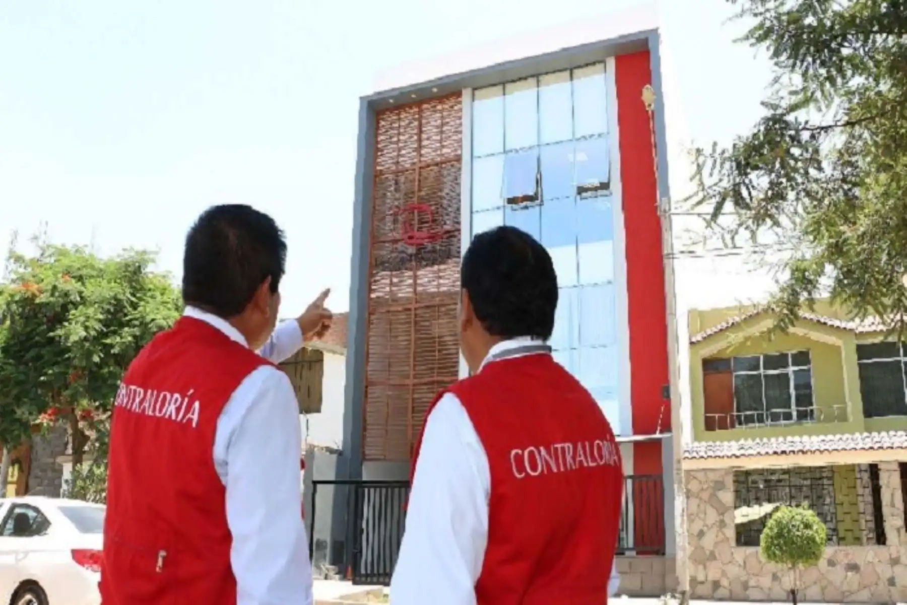 Cpntraloría advierte que falta de monitoreo pondría en riesgo la transparencia en el uso del presupuesto transferido, en la rendición de cuentas y recuperación de los saldos no ejecutados en obras públicas.