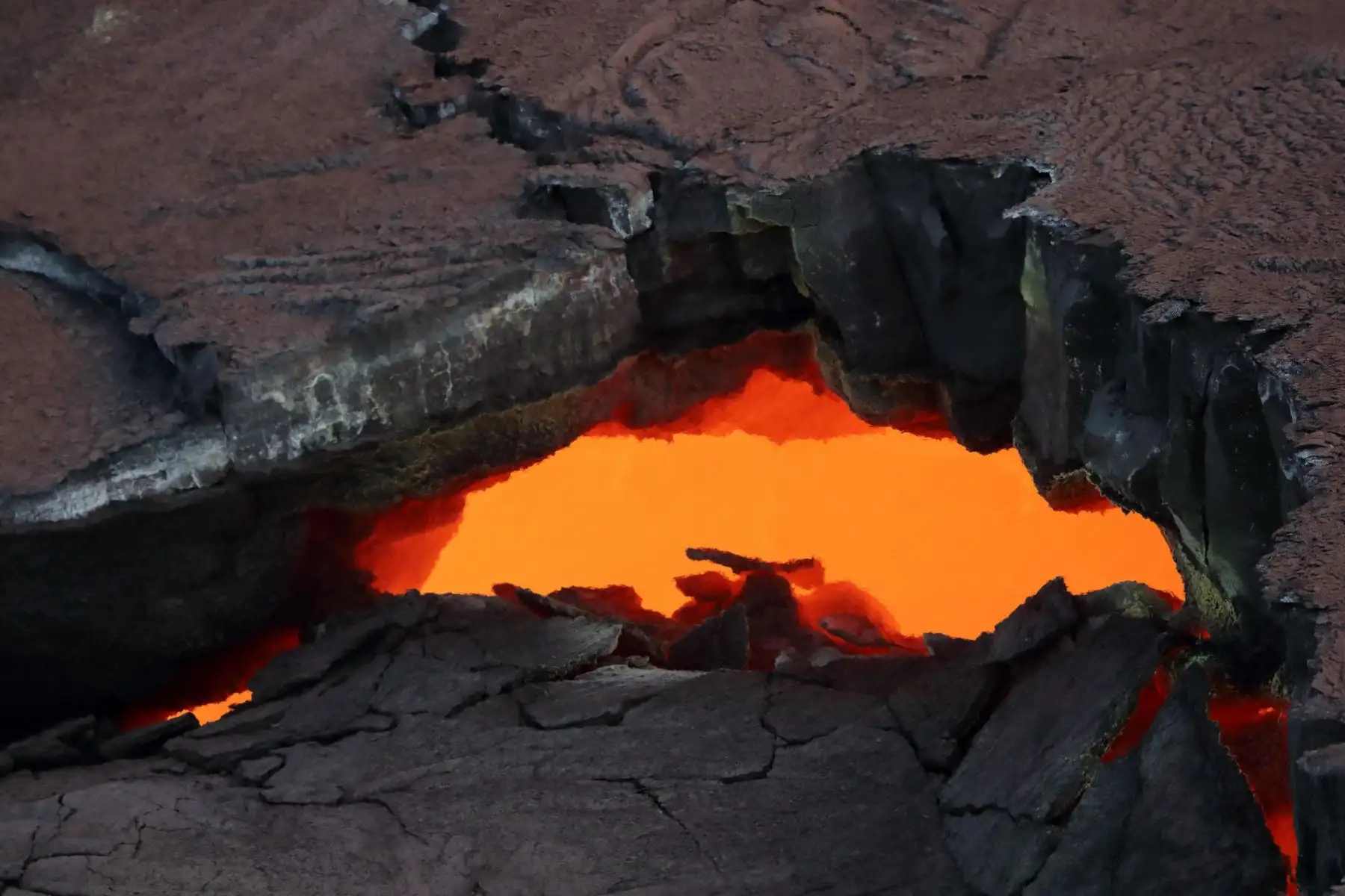 Detalle de una de las zonas del volcán Kilauea en Hawai (Estados Unidos). Foto: EFE