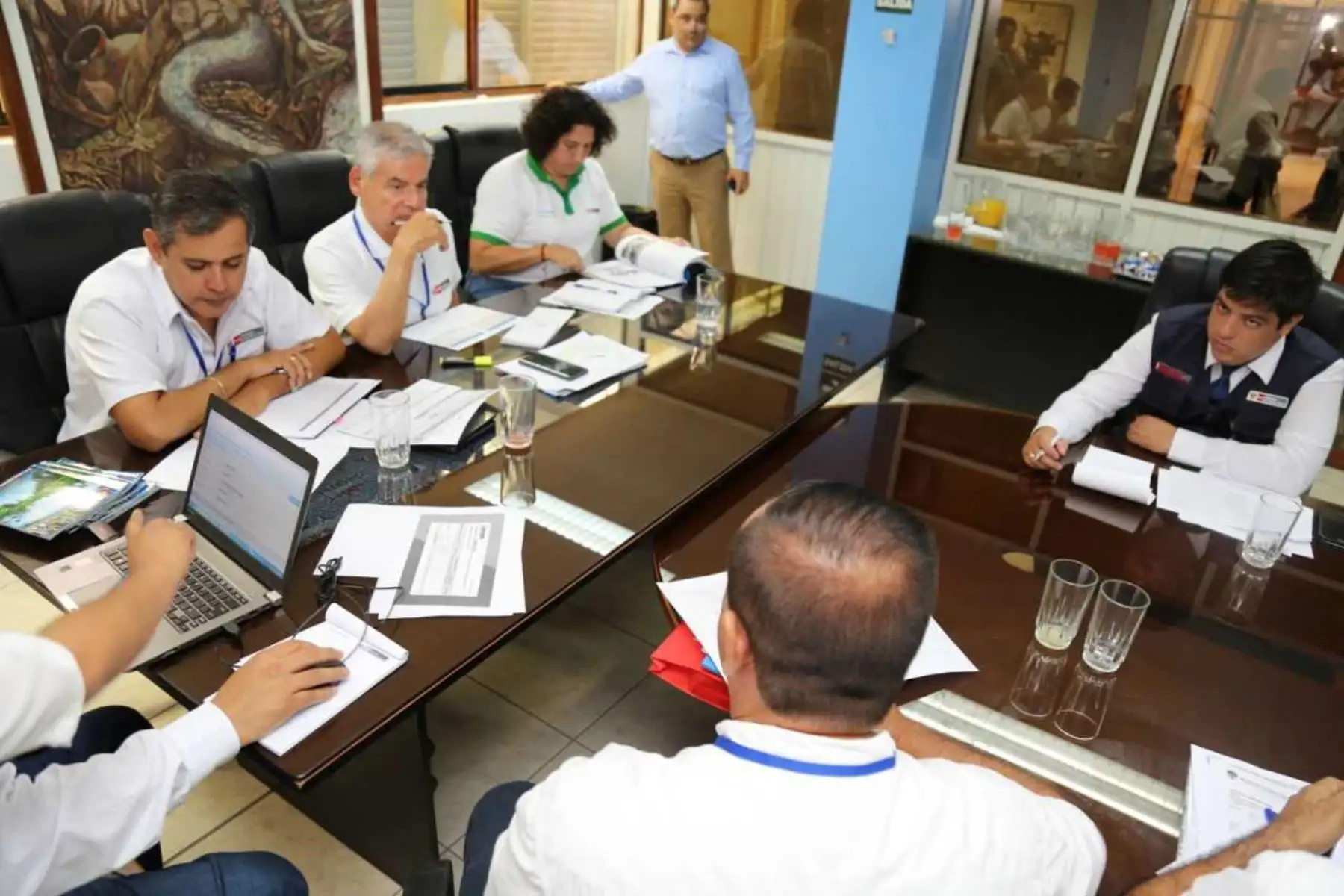El ministro de Agricultura y Riego, Gustavo Mostajo anunció hoy durante el Muni Ejecutivo en Ucayali que el Minagri asignó 870,000 soles a dicha región, a fin de mejorar la producción de carne y leche en vacunos, y de esta manera elevar la calidad de vida del productor pecuario.