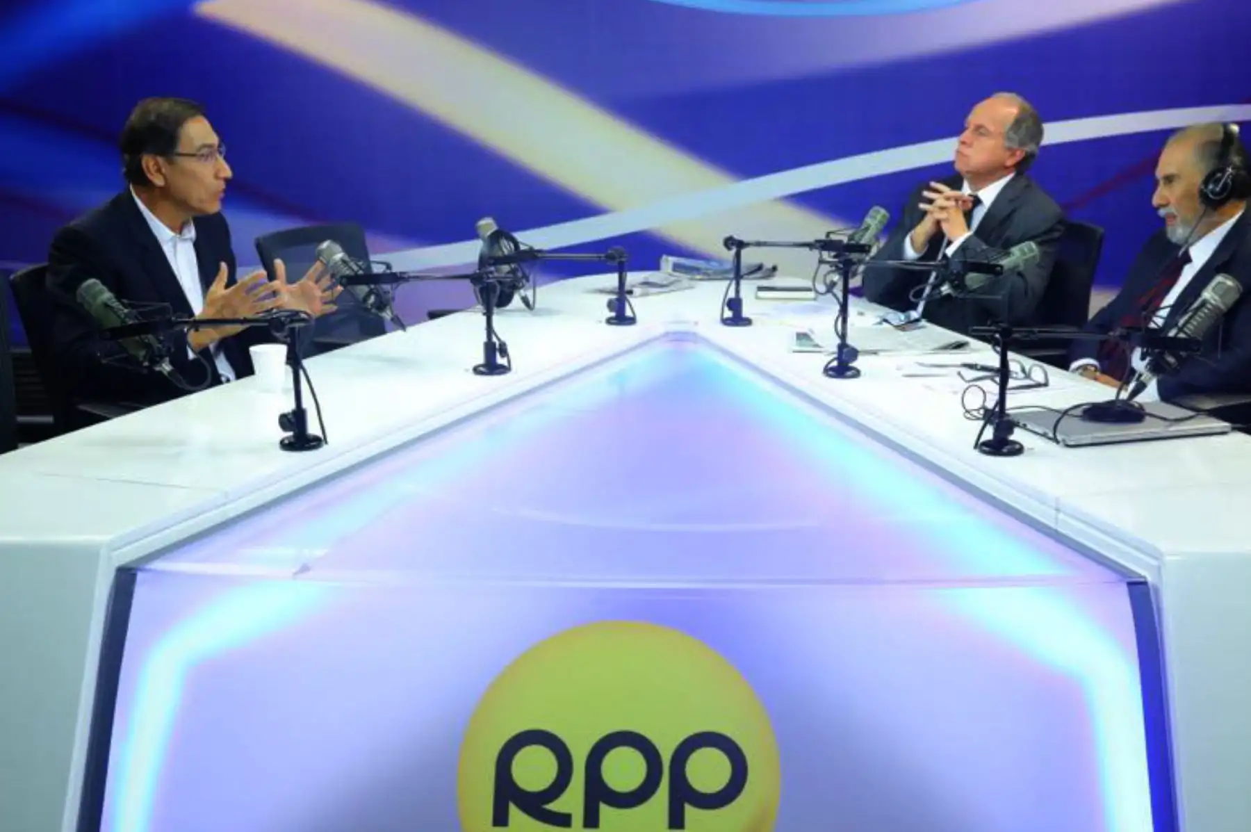 El presidente Martín Vizcarra  en  entrevista en Rpp. Foto: ANDINA/Prensa Presidencia