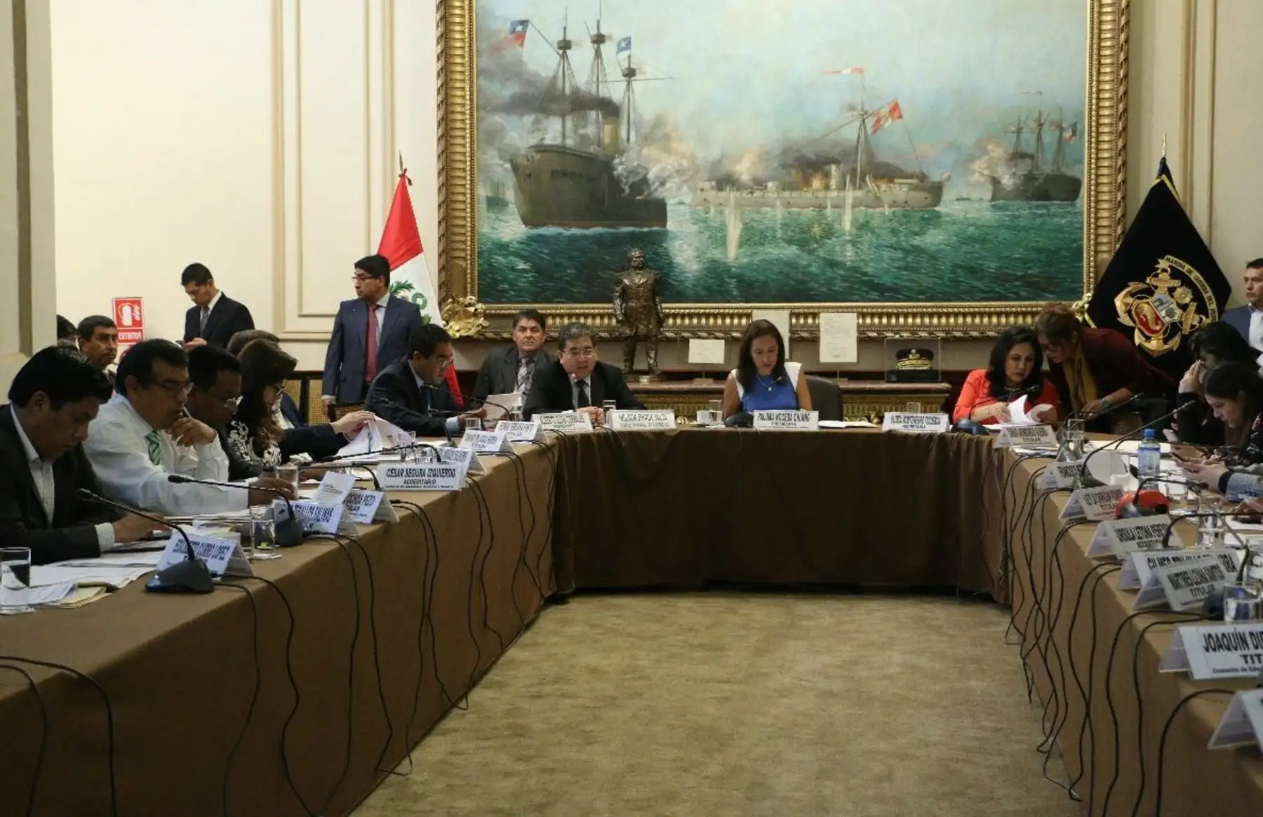 Contralor Nelson Shack se presenta en el Congreso.