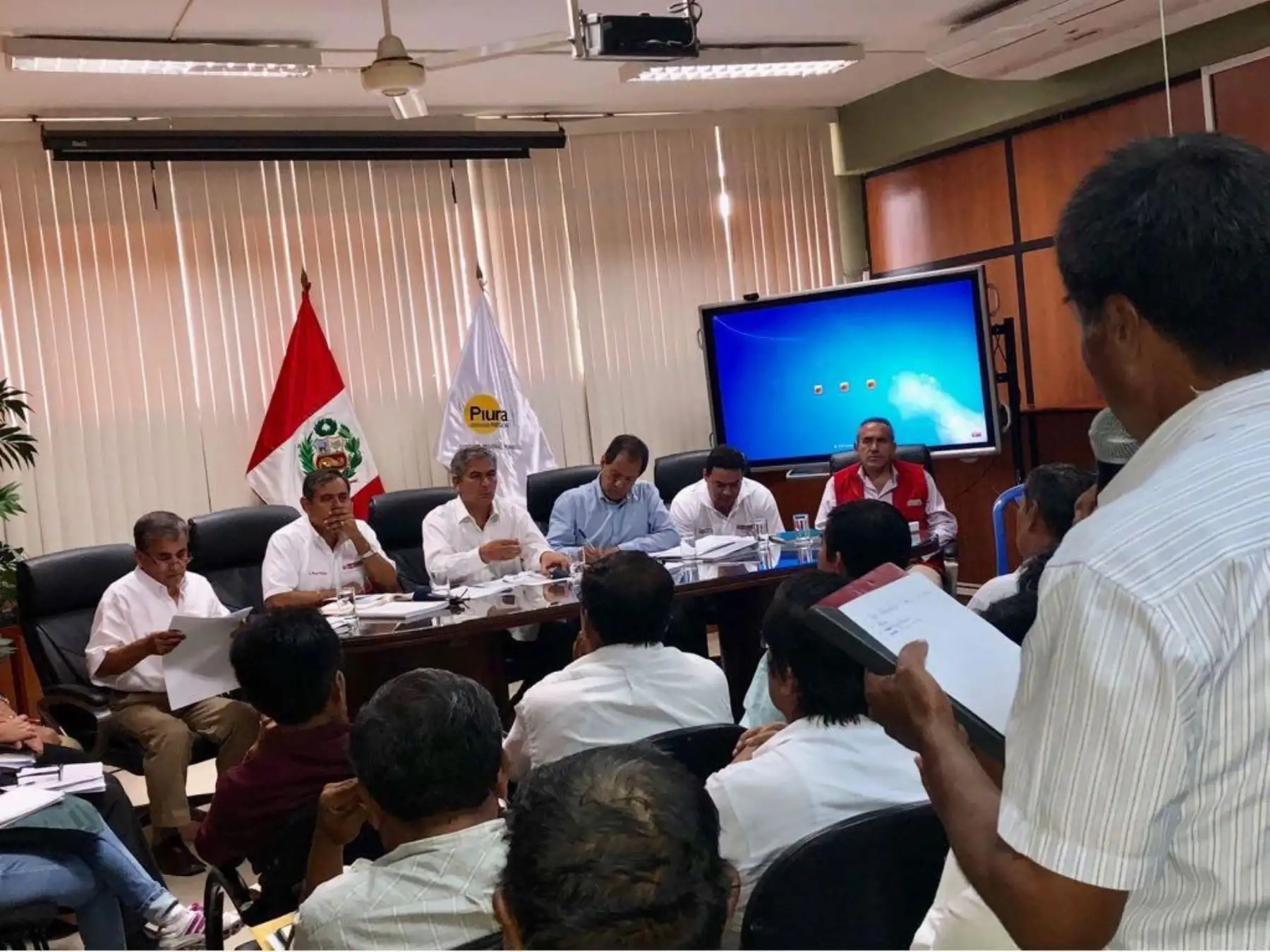 Ministro de Agricultura y Riego, Gustavo Mostajo, anuncia que reconstrucción del agro en Piura se inicia en agosto.