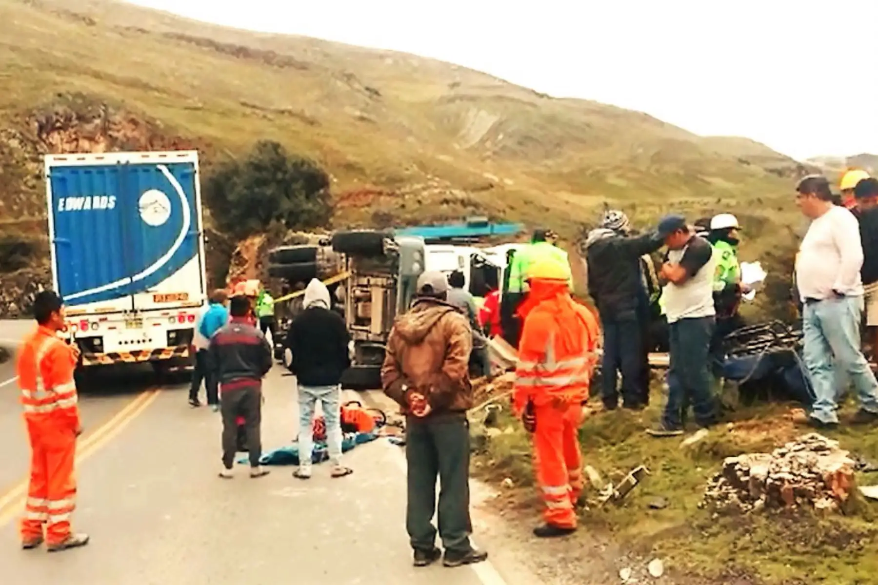 Despiste de camión deja dos muertos en la carretera Central, en Pasco. ANDINA