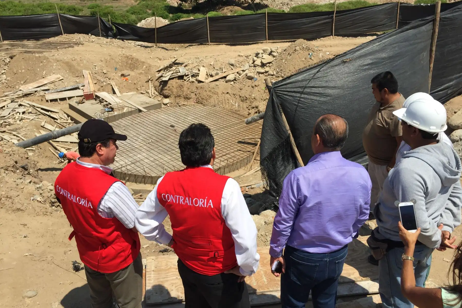 Contraloría alerta de obra de saneamiento inconclusa en el distrito de Huanchaco, en Trujillo. ANDINA