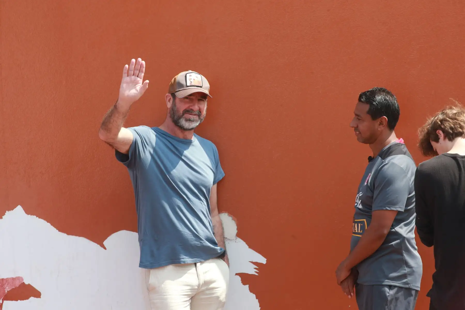 Eric Cantona, exjugador francés, durante el entrenamiento de la seleccion peruana de fútbol en la Villa Deportiva Nacional (Videna). Foto: ANDINA/Jhony Laurente.