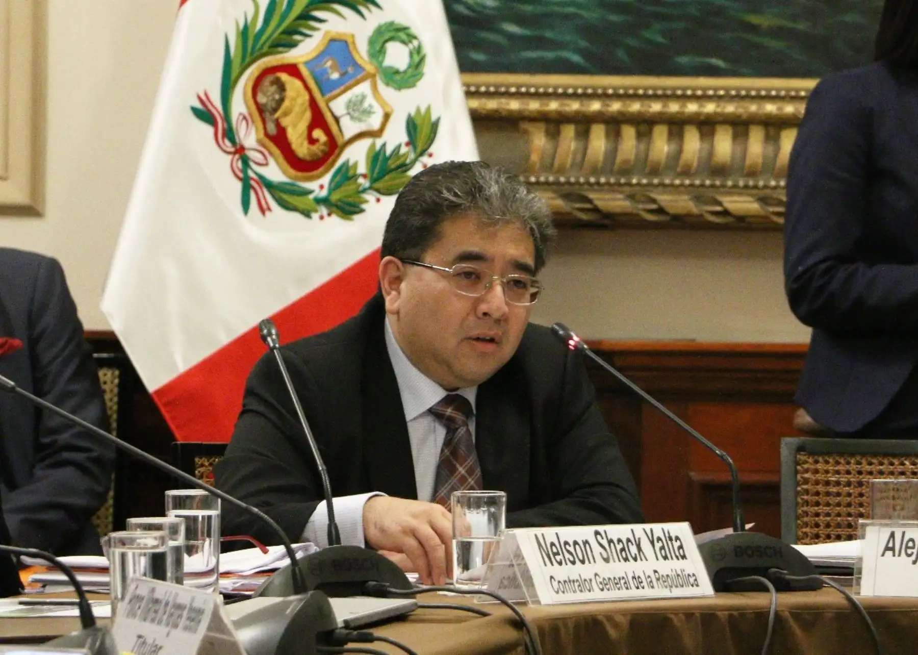 Contralor Nelson Shack se presenta ante el Congreso.
