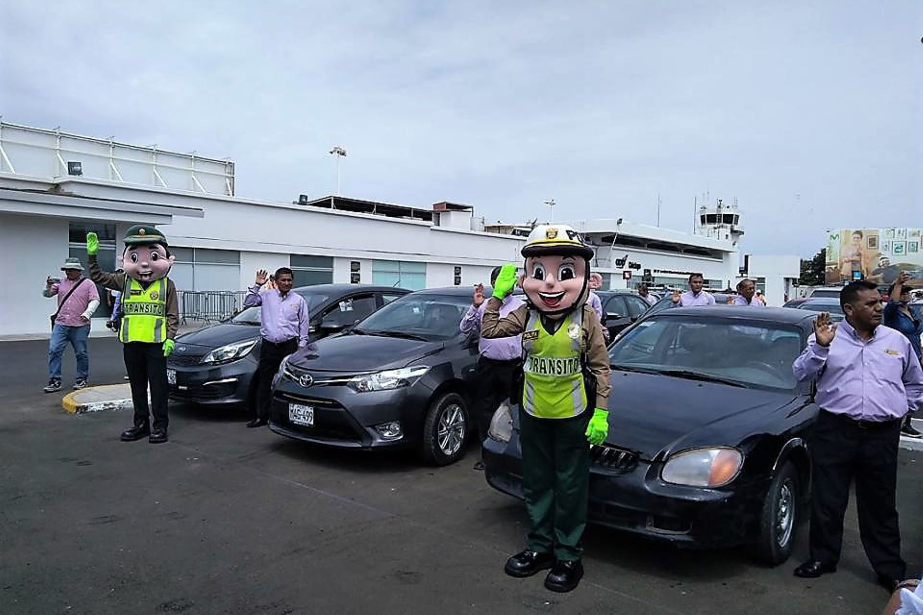 Policía Nacional implementa programa de seguridad ciudadana en aeropuerto de Chiclayo con participación de taxistas. ANDINA