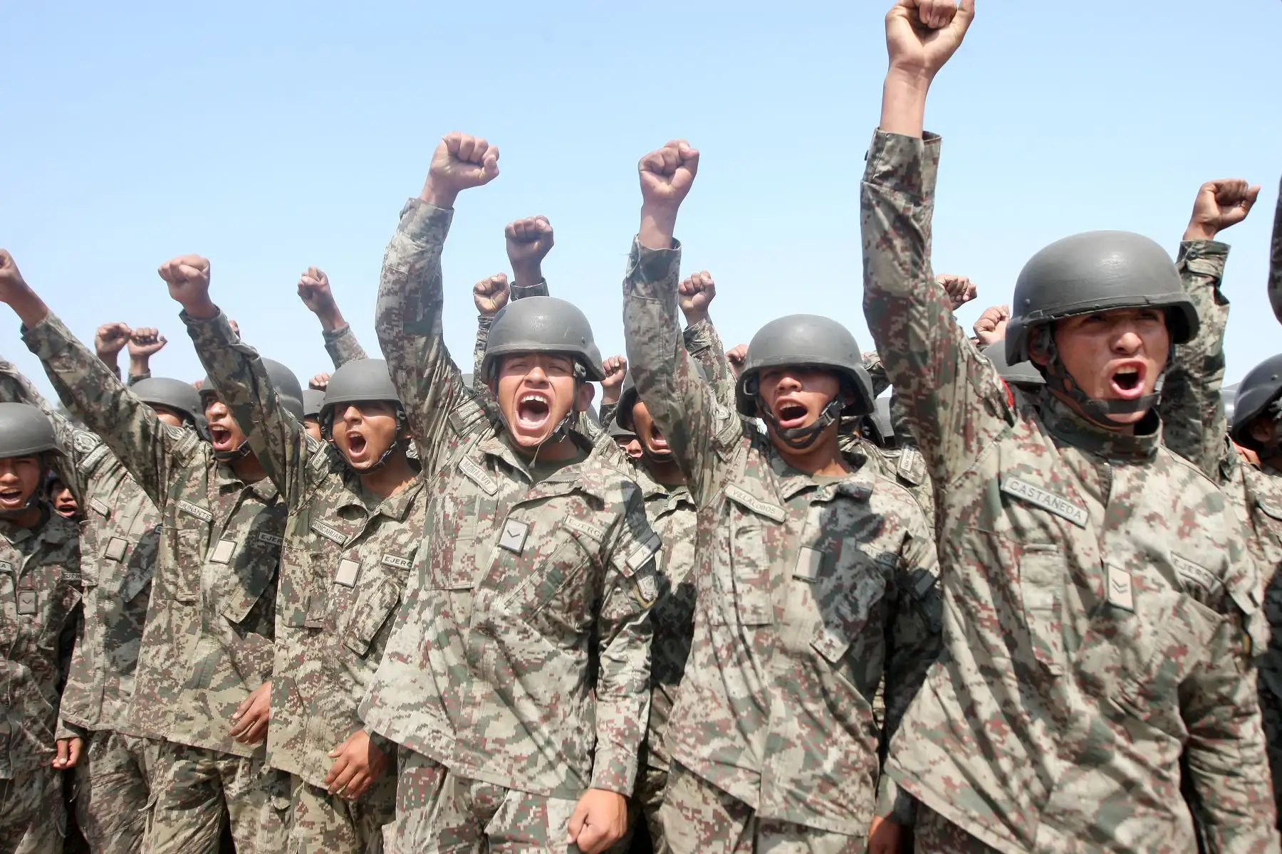 Comandante general del Ejército, César Astudillo, dirige ejercicio  possismo de la Primera Brigada Multipropósito del Ejército. Foto: ANDINA/Héctor Vinces.
