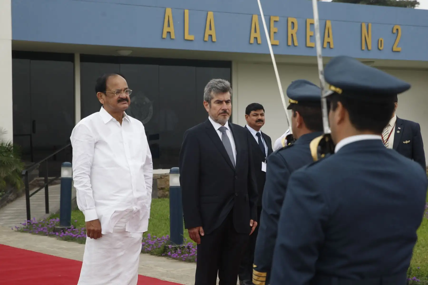 Vicepresidente de la India, Muppavarapu Venkaiah Naidu, llega  al Grupo Aéreo 8 en visita oficial. Foto: ANDINA/Eddy Ramos.