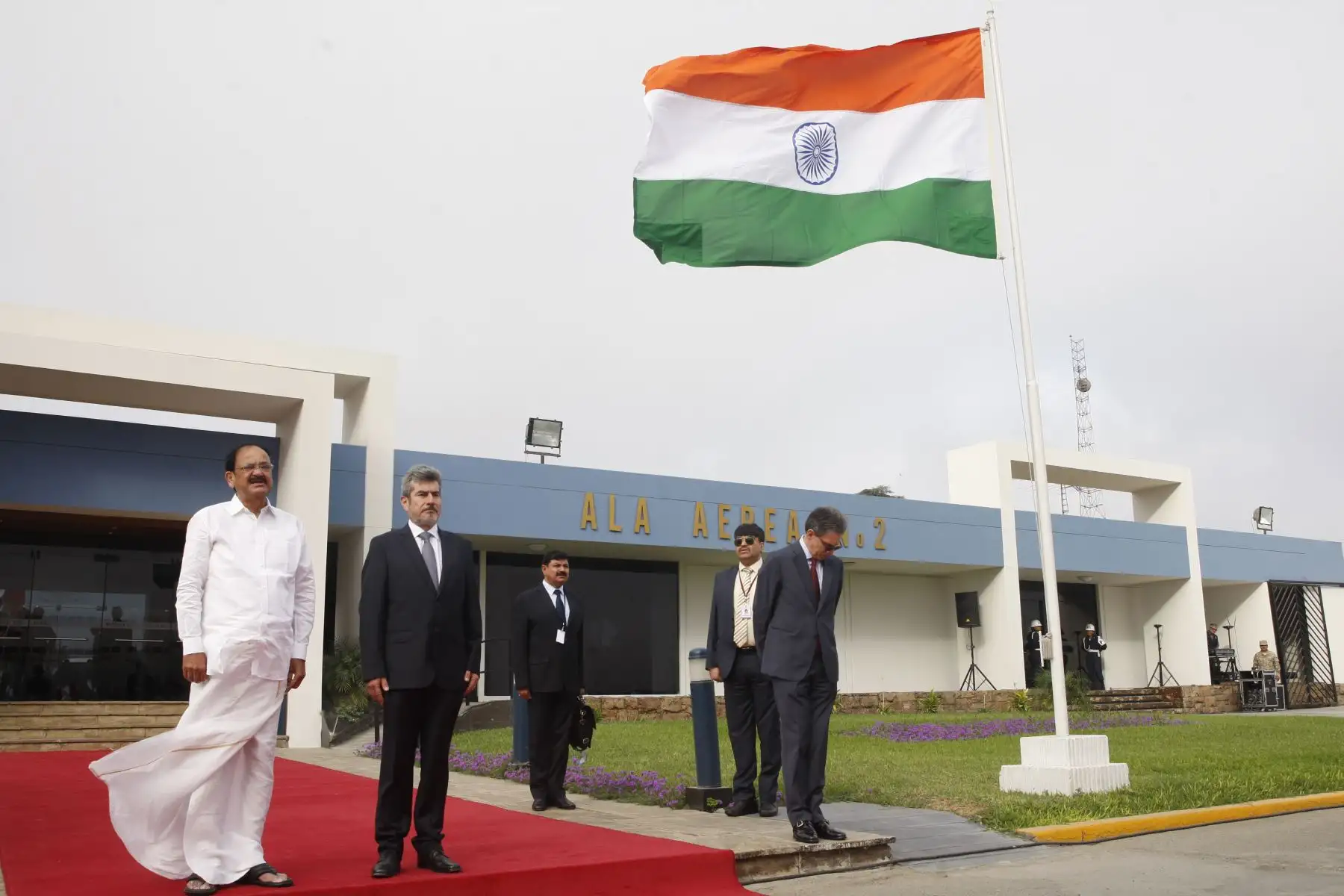 Vicepresidente de la India, Muppavarapu Venkaiah Naidu, llega  al Grupo Aéreo 8 en visita oficial. Foto: ANDINA/Eddy Ramos.