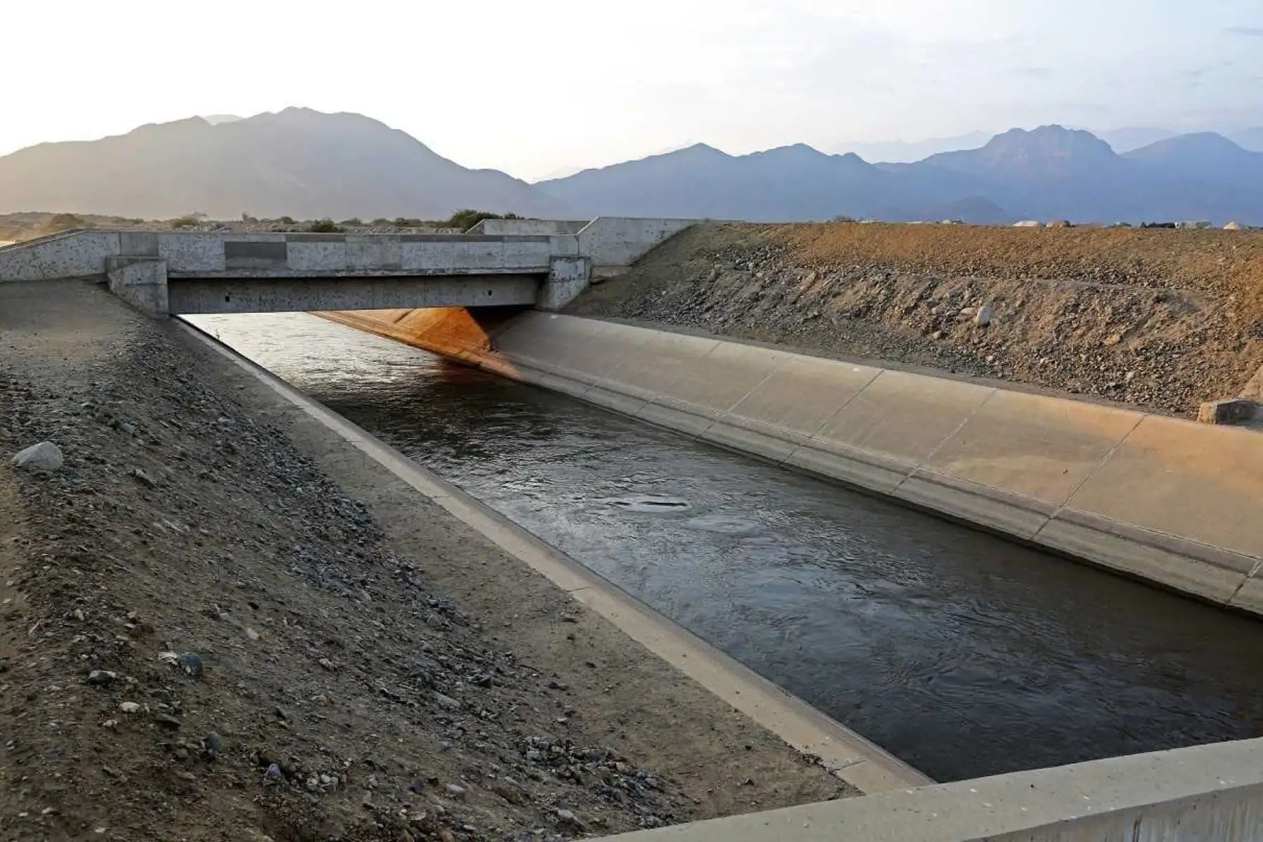 En el marco del Muni Ejecutivo que se realiza en Cajamarca, el Ministerio de Agricultura y Riego (Minagri) dio a conocer a los alcaldes de esta región que el sector asignará la suma de 38 millones de soles para la ejecución del Proyecto de Irrigación “San Antonio de Huarango”, que beneficiará a más de 4,000 familias.